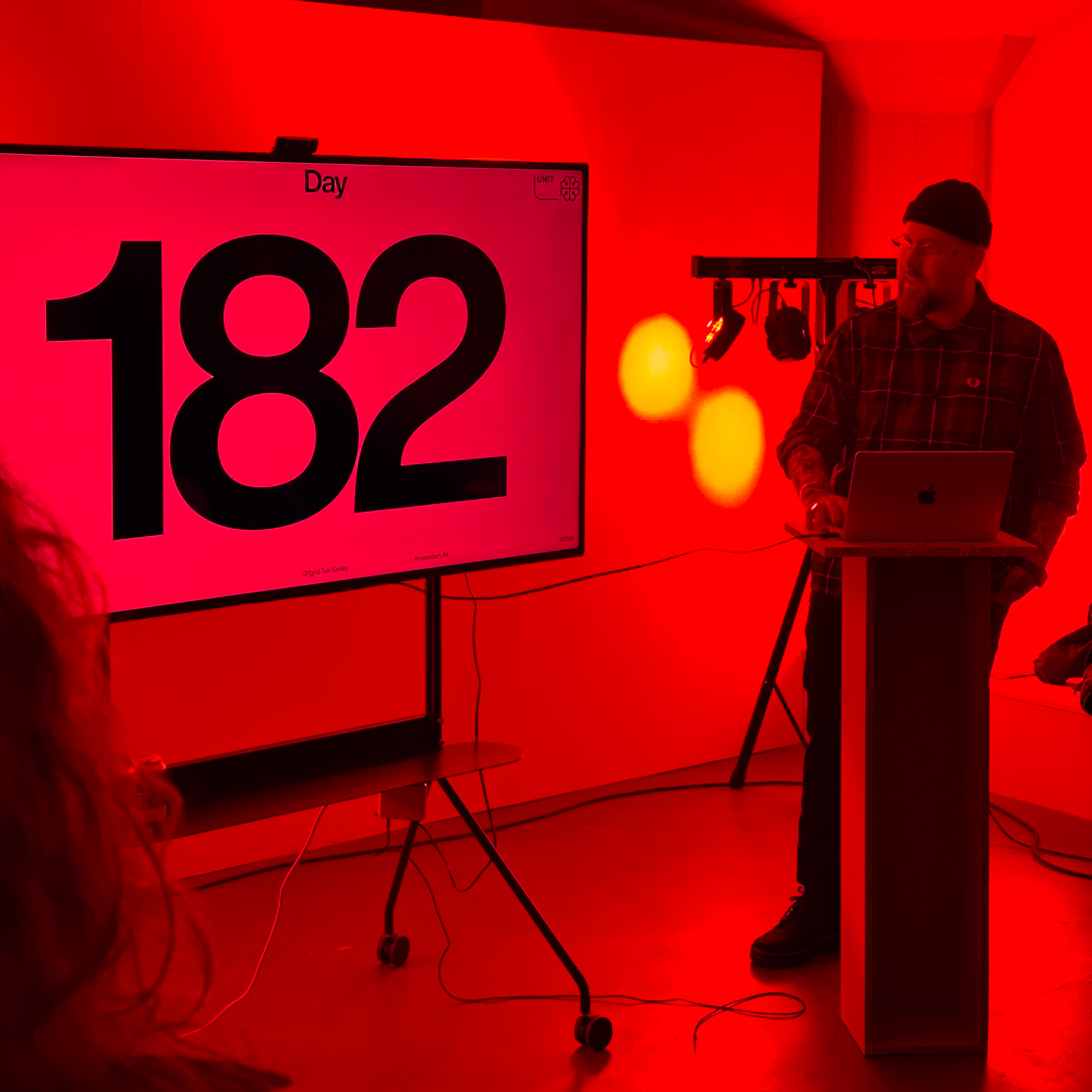 Dust @ 27b Amsterdam — Nov 2025